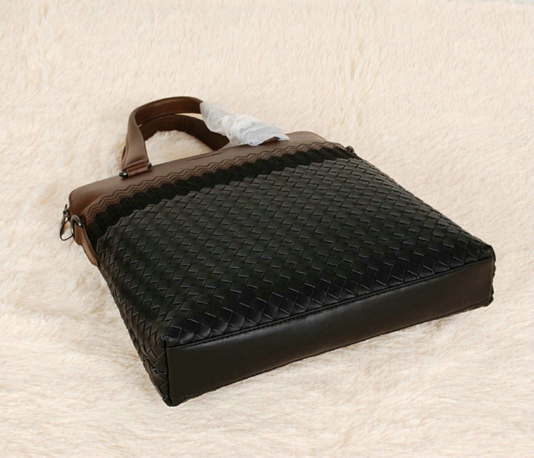Bottega Veneta intrecciato VN tote 1153068-1 black&khaki